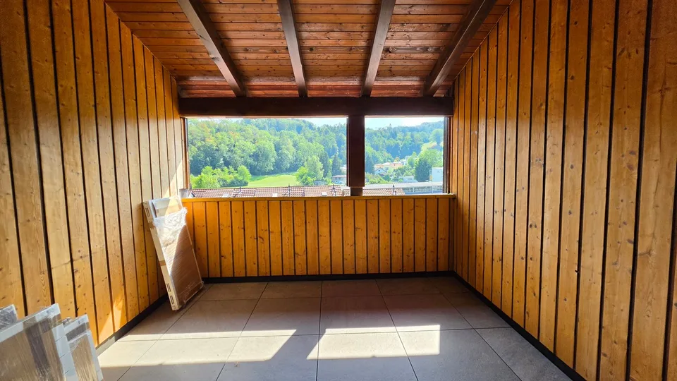 Charmante 2.5-Zimmer-Dachwohnung im Altbau an der Rosenstrasse, St. Margrethen – Foto 6 von 10