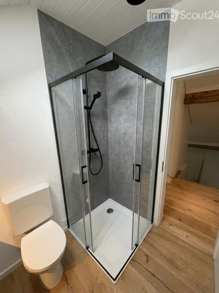 Charmante 3.5-Zimmer in Schiers, frisch restauriert – Foto 3 von 5