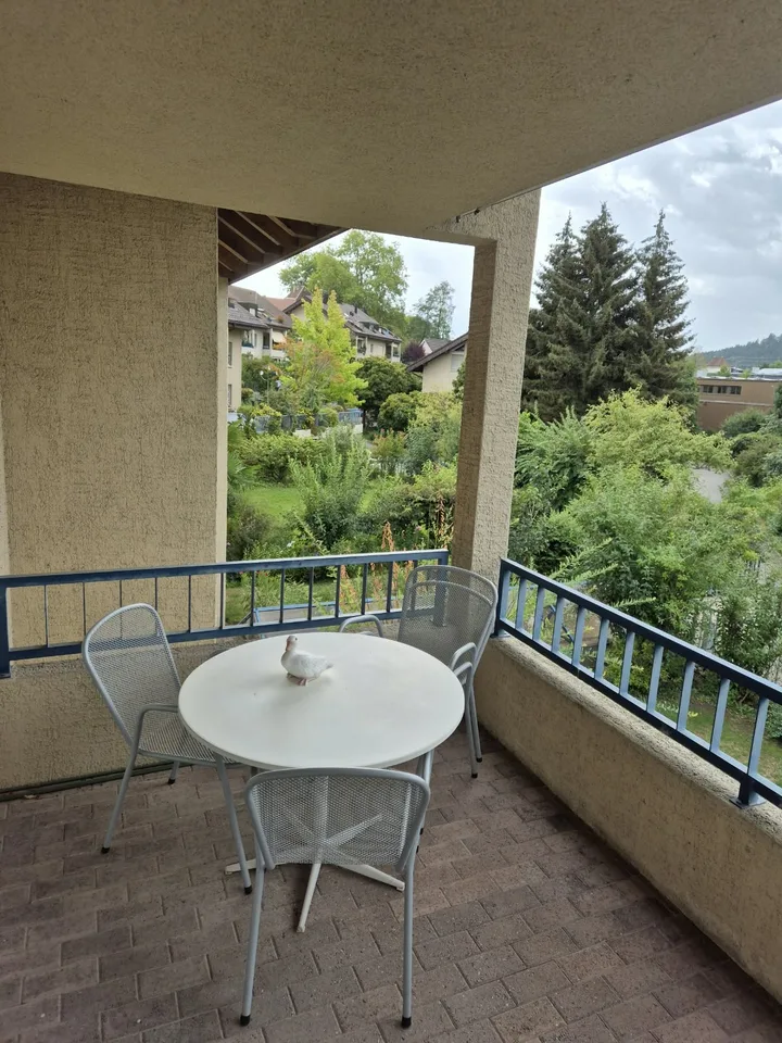 Appartamento accogliente di 4 locali con balcone e garage a Gümligen – foto 2 di 13