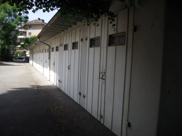 Box de garage individuelle près de Manesseplatz – photo 2 sur 5