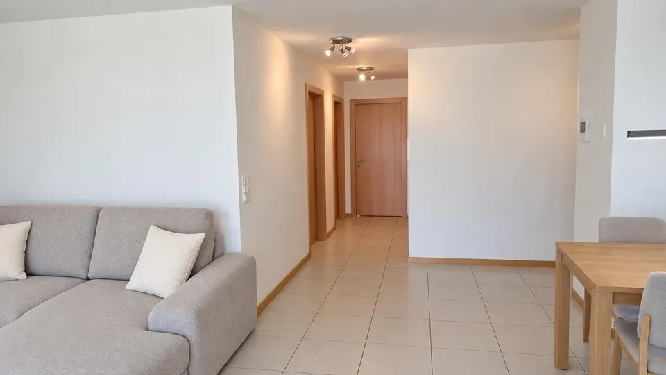Ampio appartamento di 4.5 locali con terrazza a Grimisuat – Vista e calma assicurate – foto 11 di 14