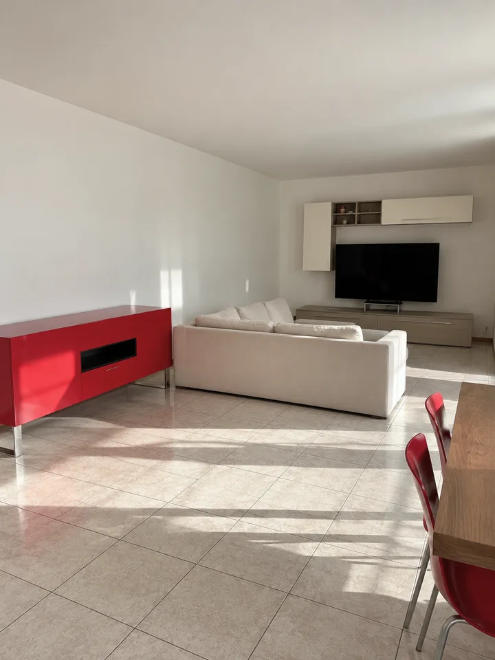 Wohnung mit 3.5 Zimmern zur Miete – Foto 2 von 13