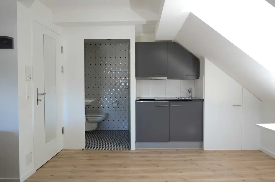 Appartement 1 pièce moderne et meublé au Schöneggplatz – photo 6 sur 6