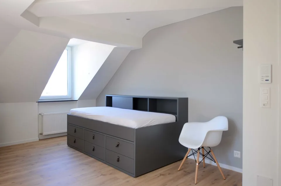 Appartement 1 pièce moderne et meublé au Schöneggplatz – photo 5 sur 6