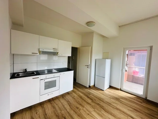 Charming 1.5-room apartment with balcony in Basel – photo 7 of 23