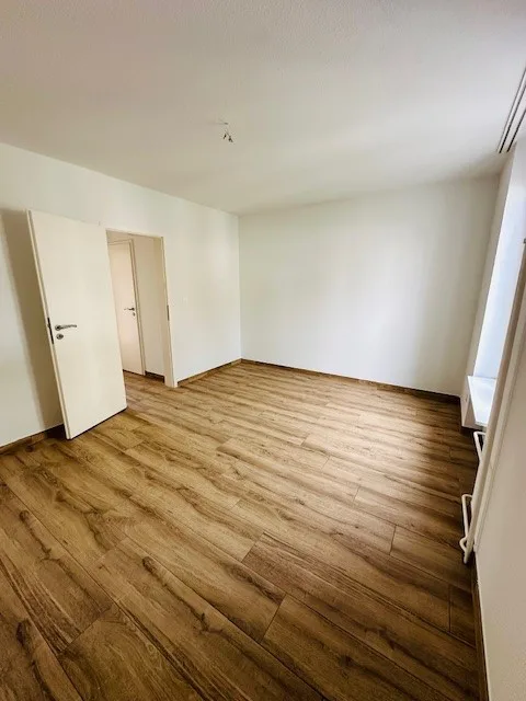 Charming 1.5-room apartment with balcony in Basel – photo 12 of 23