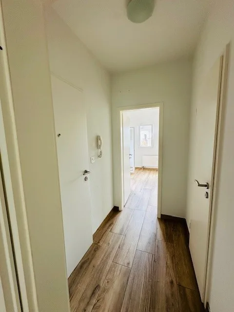 Charming 1.5-room apartment with balcony in Basel – photo 14 of 23