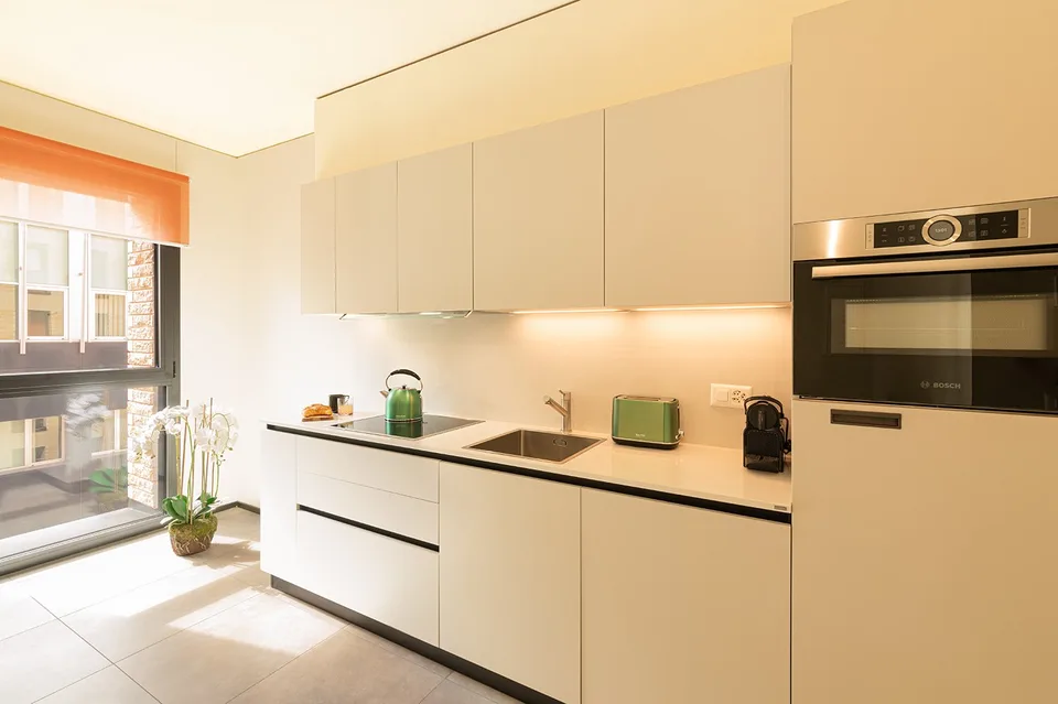 LUGANO ZENTRUM - HELLES 2.5-ZIMMER-WOHNUNG MIT EIGENER WASCHKÜCHE ZU VERMIETEN (rif. 402) – Foto 6 von 15