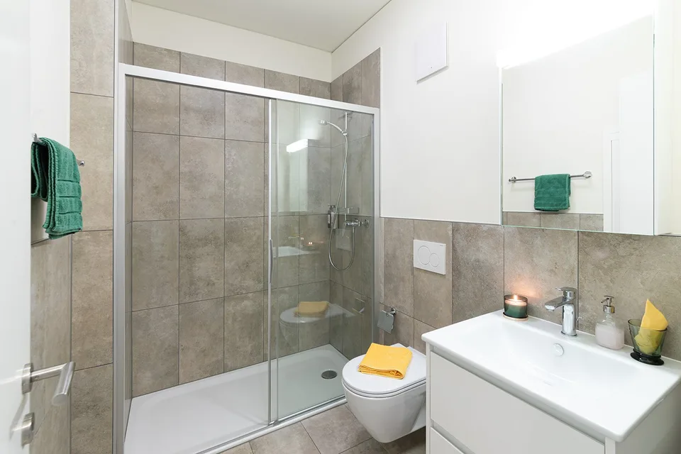 LUGANO ZENTRUM - HELLES 2.5-ZIMMER-WOHNUNG MIT EIGENER WASCHKÜCHE ZU VERMIETEN (rif. 402) – Foto 9 von 15