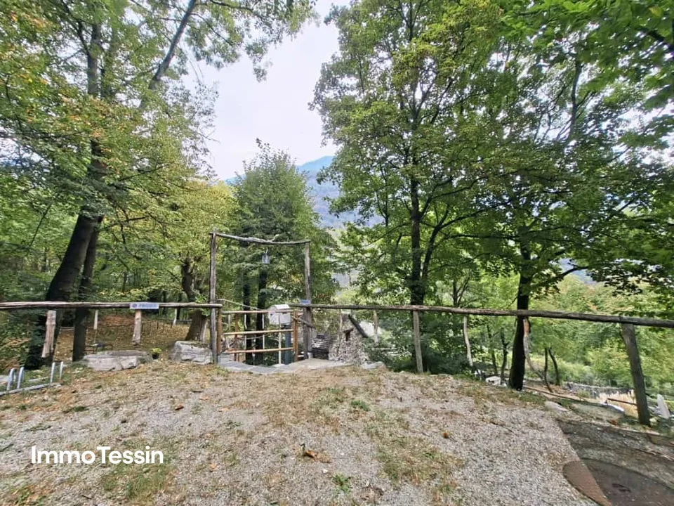 Zauberhaftes Rustico in einmaliger Naturidylle und Privatsphäre mitten im Grünen mit riesigem Grundstück und Topolino – Foto 5 von 13