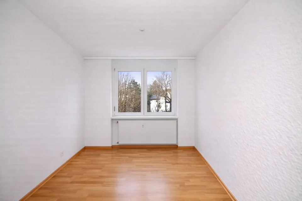 Helle 4.5-Zimmerwohnung in Binningen – Foto 10 von 15