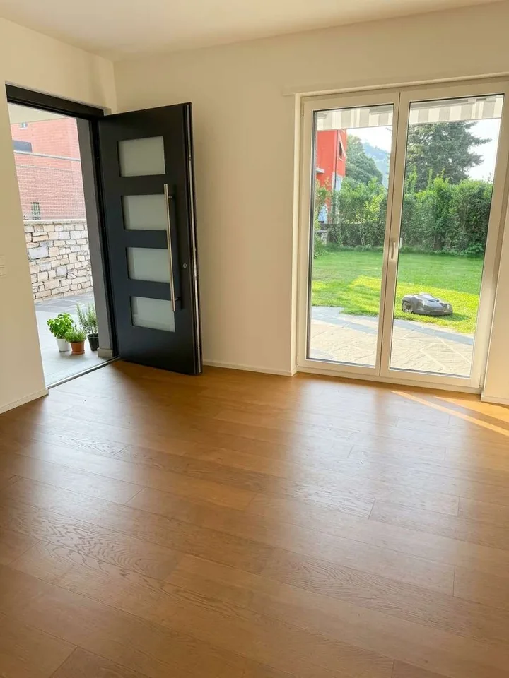 Helles und Modernes 3.5-Zimmer-Wohnung mit eigenem Garten in Pregassona – Foto 2 von 13