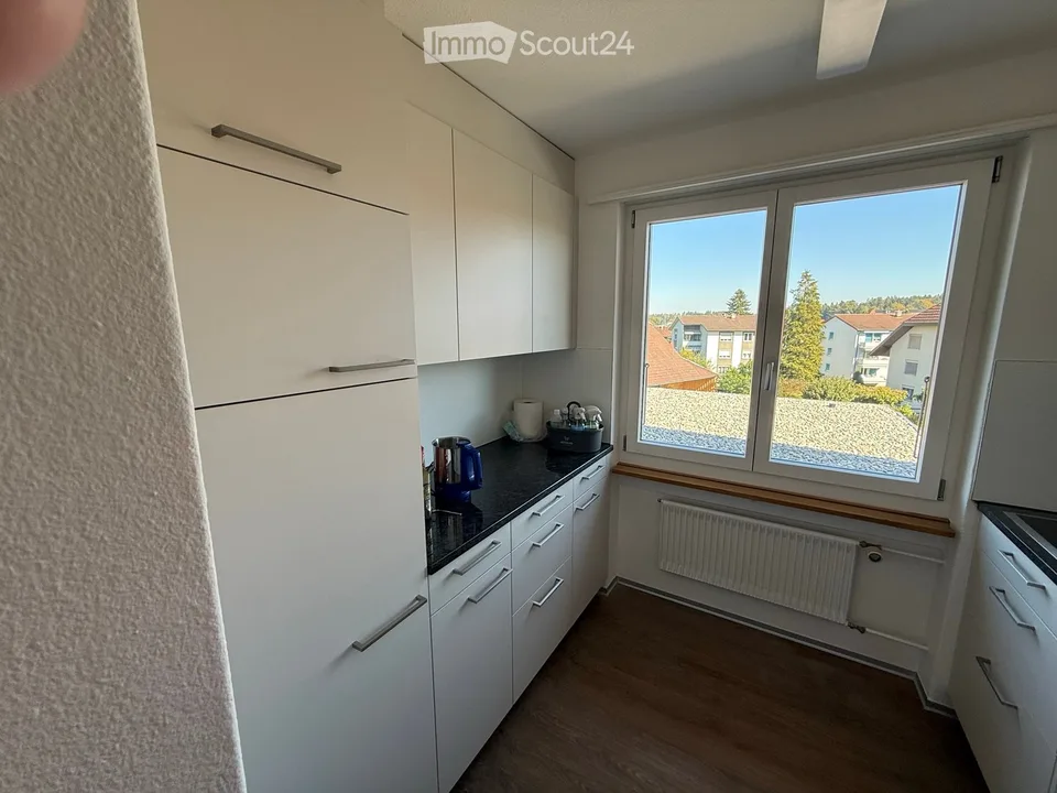 4 Zimmer Wohnung mit Dachterrasse – Foto 3 von 5