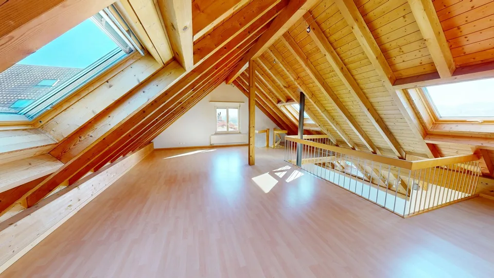 Delizioso appartamento maisonnette a Schüpfen – luminoso, tranquillo e familiare – foto 8 di 10