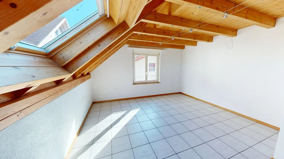Delizioso appartamento maisonnette a Schüpfen – luminoso, tranquillo e familiare – foto 5 di 10