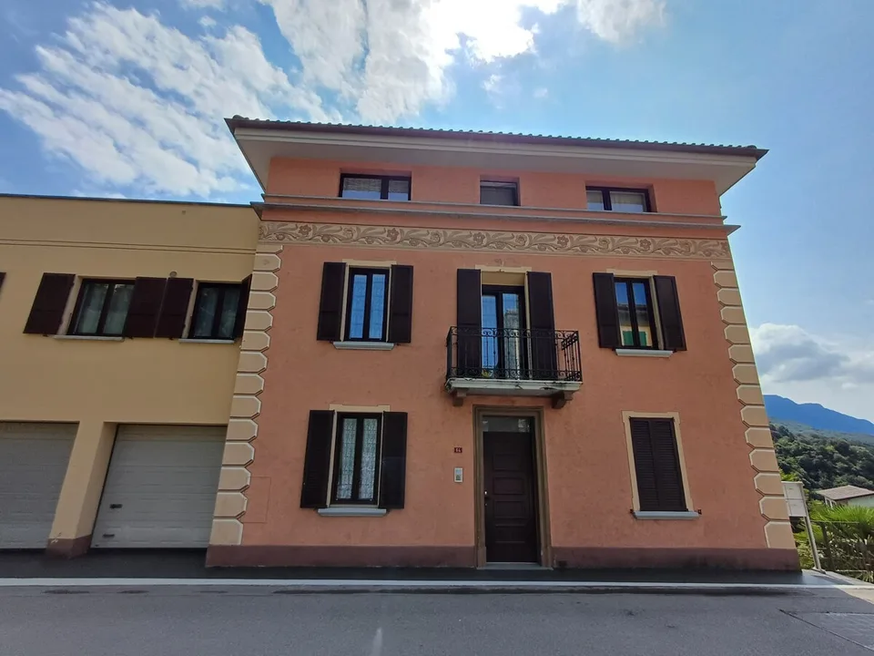 AROGNO POSSIBILE CASA DI VACANZA, APPARTAMENTO IN CASA DEPOCA RISTR – foto 12 di 13