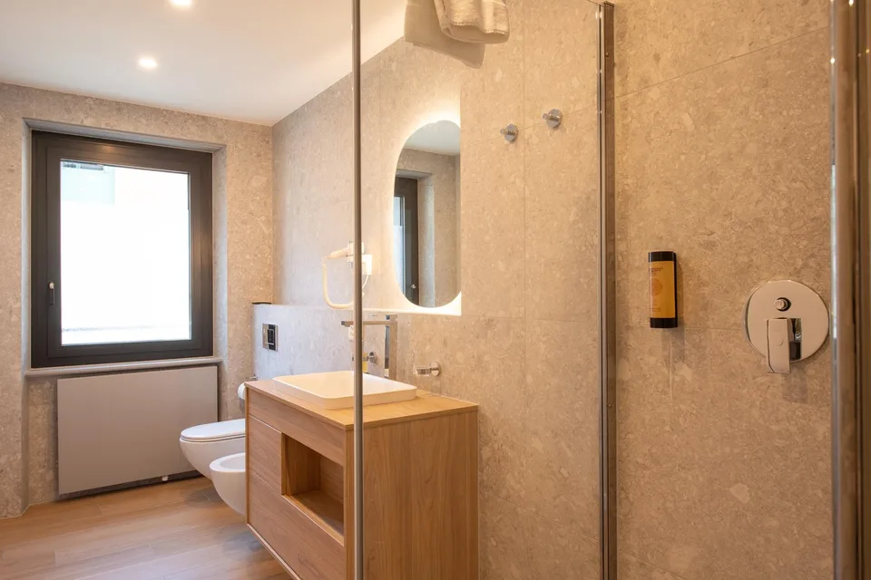 Location flexible à partir de 1 mois — Appartement meublé de 3,5 pièces avec 2 salles de bain et balcon à Lugano – photo 10 sur 17