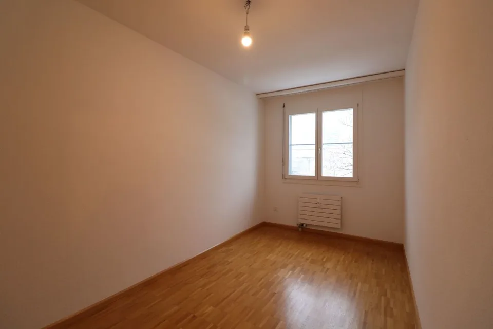 Nähe Gartenbad Eglisee und Lange Erlen - gemütliche 4-Zimmerwohnung im 1.OG – Foto 10 von 13