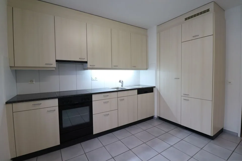Nähe Gartenbad Eglisee und Lange Erlen - gemütliche 4-Zimmerwohnung im 1.OG – Foto 6 von 13