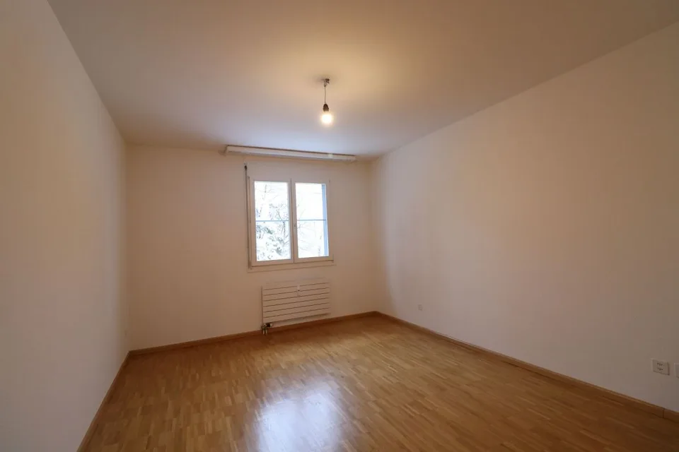 Nähe Gartenbad Eglisee und Lange Erlen - gemütliche 4-Zimmerwohnung im 1.OG – Foto 9 von 13