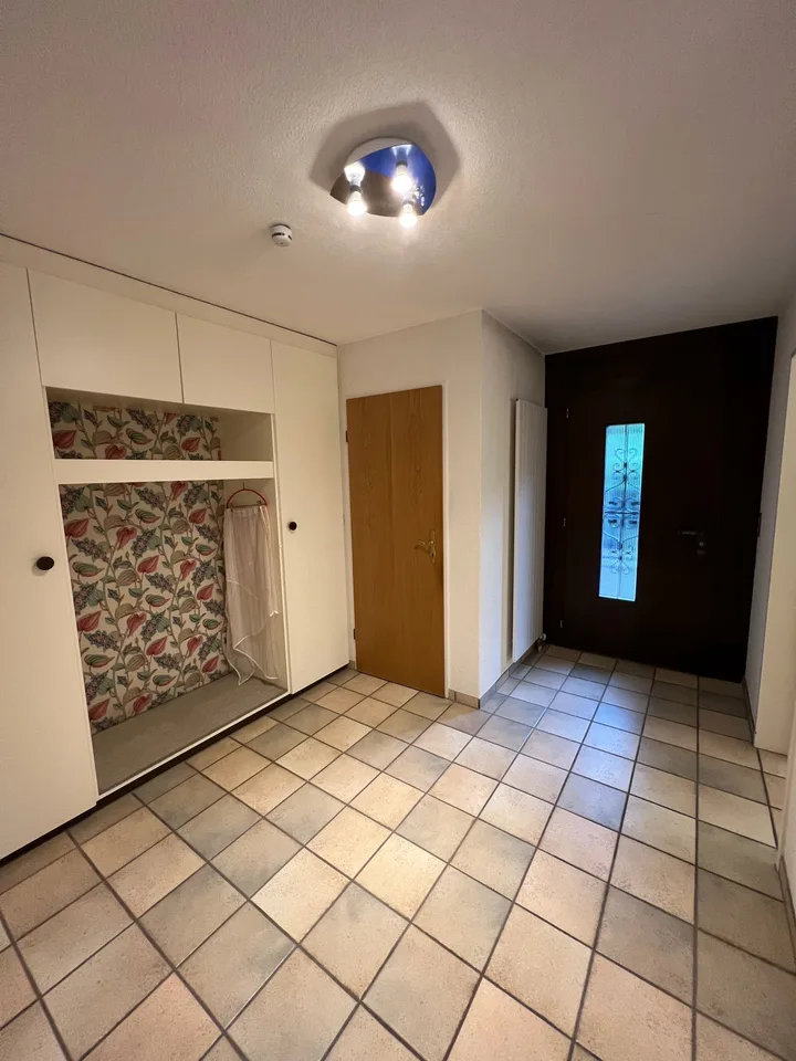 Attractive 4.5-room maisonette apartment for rent – photo 5 of 15