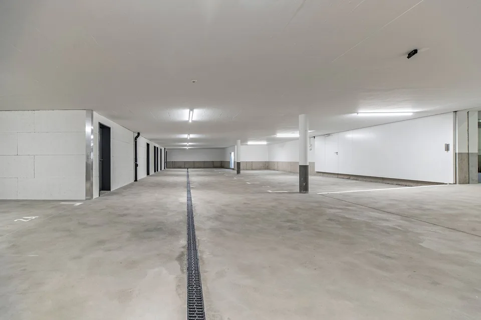 Maison mitoyenne moderne dans un style de ferme charmant – au cœur de Maur – photo 9 sur 9
