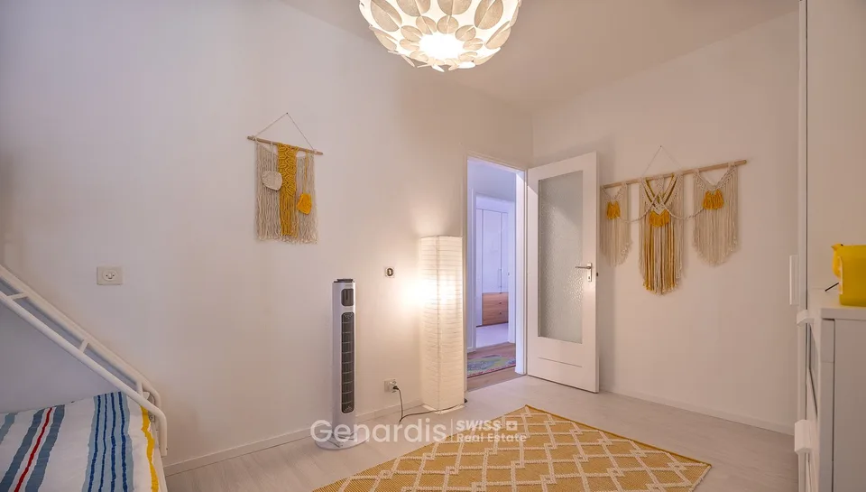 Luminoso appartamento di 4.5 locali con balcone a Ponte Tresa – foto 17 di 29