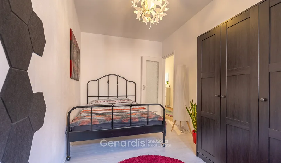Luminoso appartamento di 4.5 locali con balcone a Ponte Tresa – foto 18 di 29