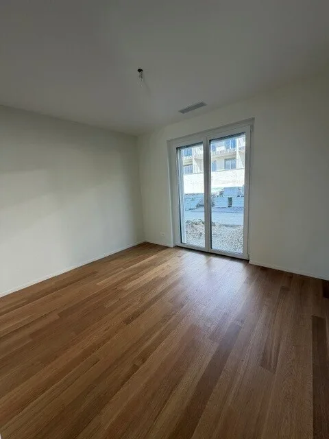 Zu vermieten 3.5 Zimmer mit Garten/Terrasse in Bussigny – Foto 7 von 9