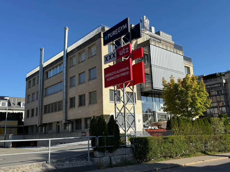 Espace commercial/bureaux spacieux dans un emplacement central à Pfäffikon SZ – photo 14 sur 15