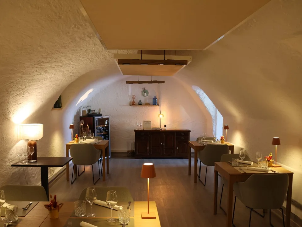 Les Evouettes - Route Cantonal 51 - Ristorante al piano terra – foto 2 di 5