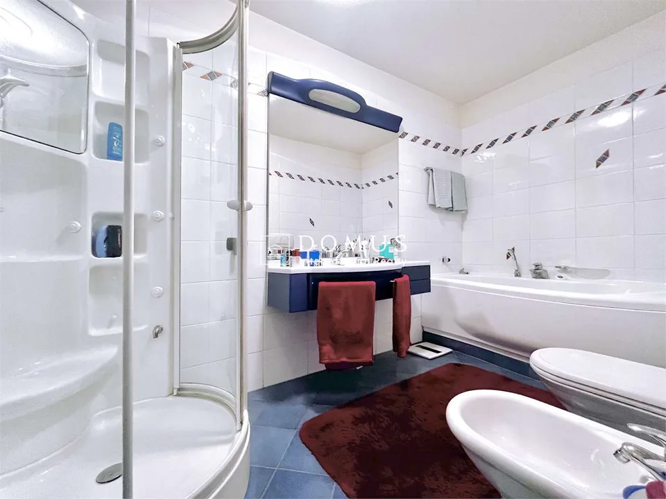 Geräumige 4.5-Zimmer-Wohnung im Dachgeschoss – Foto 9 von 12
