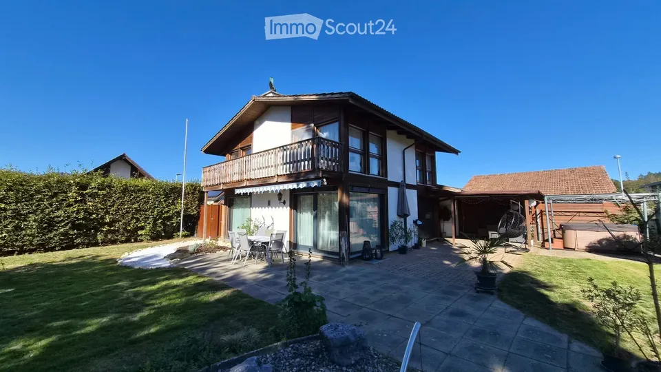 Casa unifamiliare di 6,5 locali a Walliswil vicino a Wangen con grande giardino e garage – foto 2 di 19