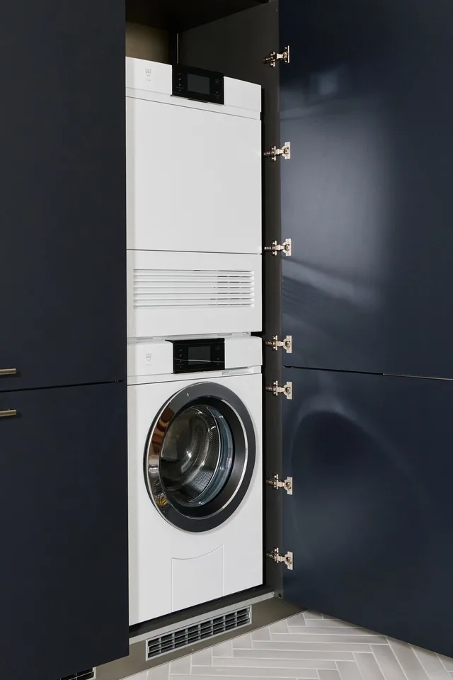Appartement de 4 pièces rénové avec style au cœur de Zürich-Wiedikon – photo 5 sur 14