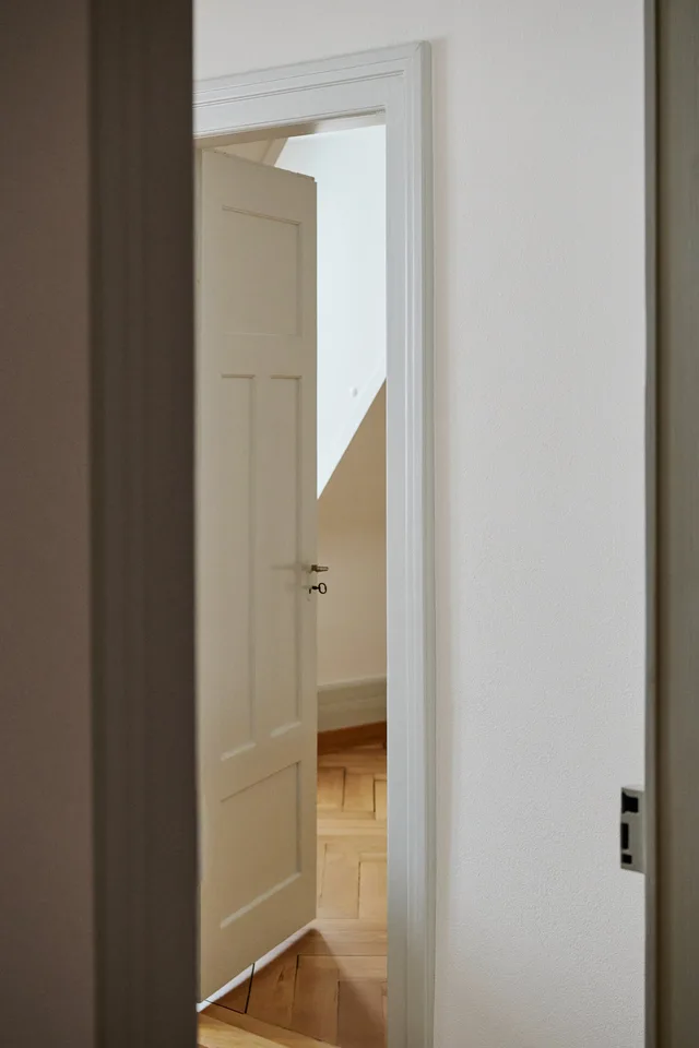 Appartement de 4 pièces rénové avec style au cœur de Zürich-Wiedikon – photo 9 sur 14