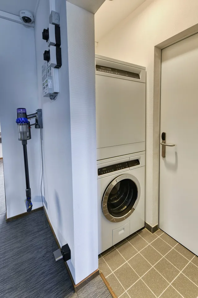 neu renoviertes, möbliertes Apartment "F/A-18" in Emmenbrücke – Foto 7 von 8