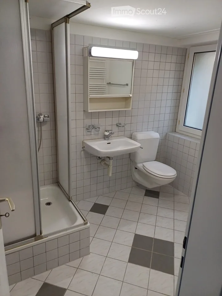 2 Zimmerwohnung, 1.OG in Staad – Foto 3 von 4