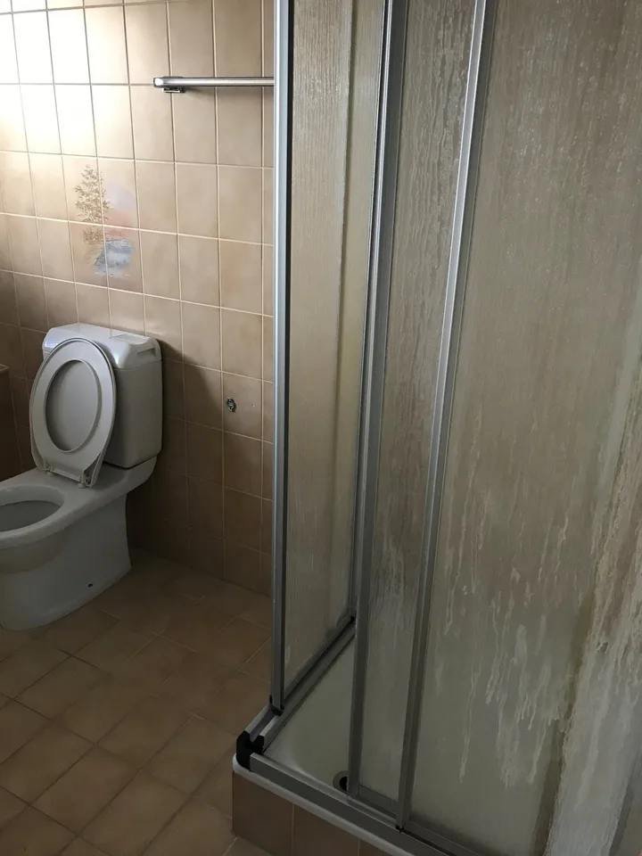 GERÄUMIGES 4.5-ZIMMER-WOHNUNG MIT TERRASSE IN IDEALER LAGE IN CH-CONTHEY / MALOC-IMMO – Foto 12 von 12