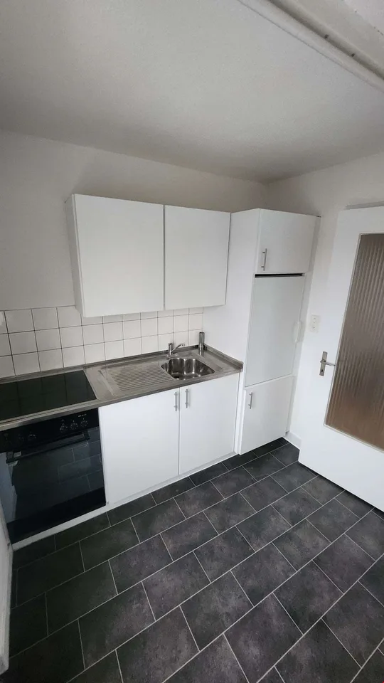 3 1/2 Zimmerwohnung; sonnig, ruhig und hell – Foto 5 von 17