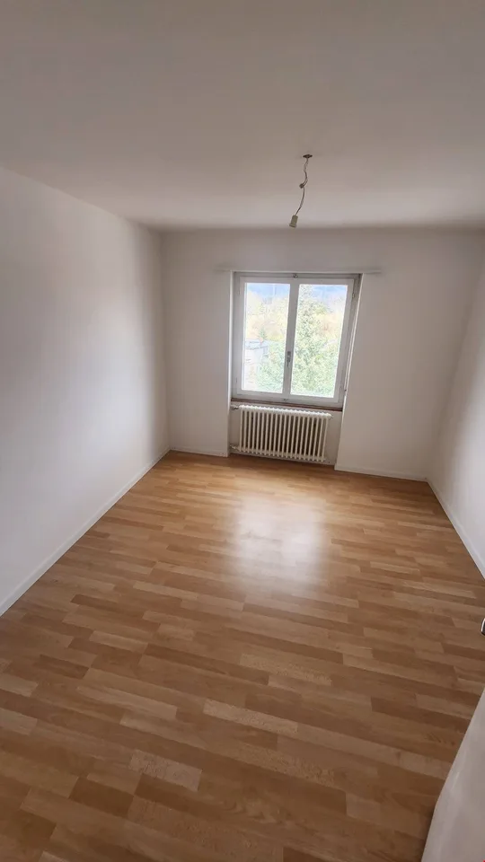 3 1/2 Zimmerwohnung; sonnig, ruhig und hell – Foto 9 von 17