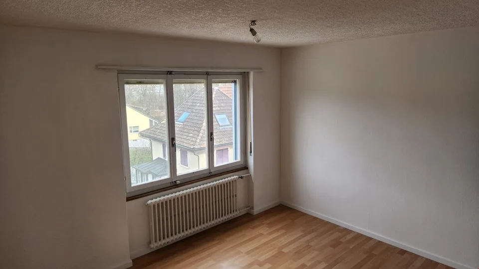 3 1/2 Zimmerwohnung; sonnig, ruhig und hell – Foto 6 von 17