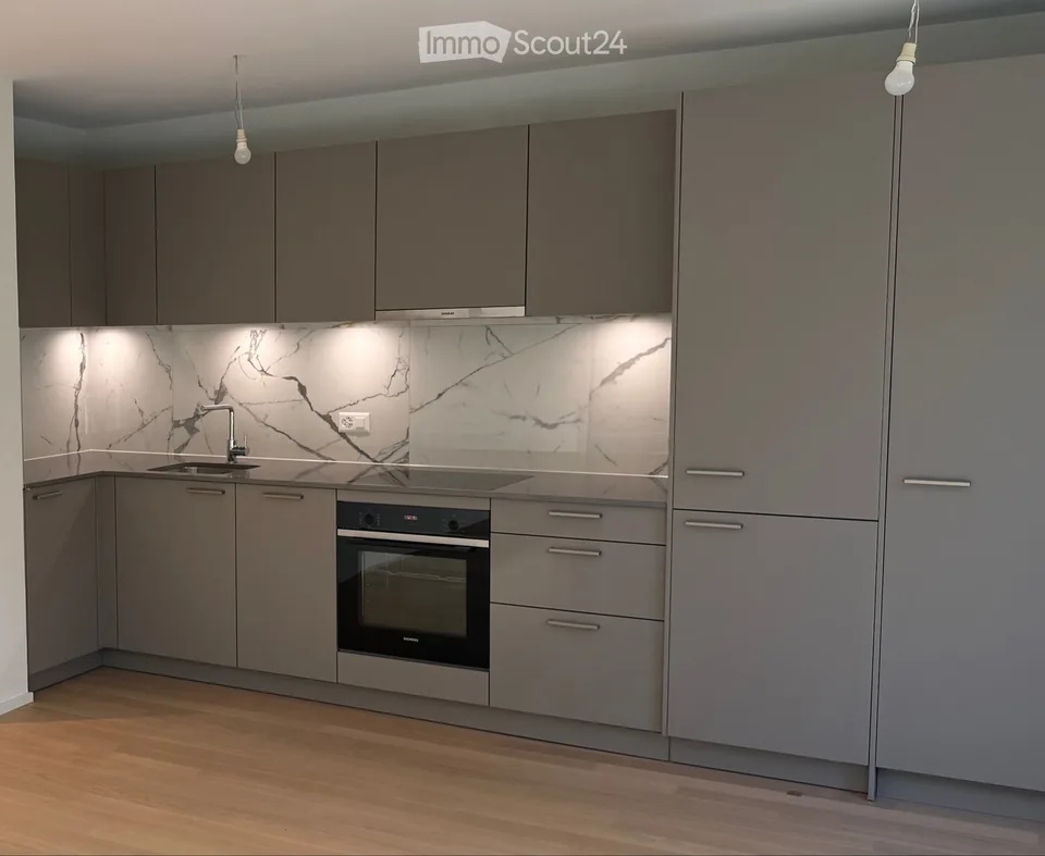 Zu vermieten groß - 2.5 Zimmer neu mit Garten in der Nähe des Bahnhofs – Foto 2 von 5