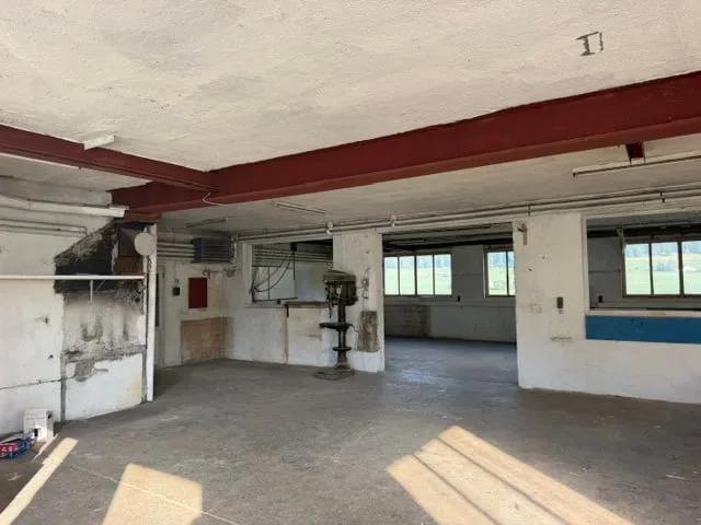 Mischgenutztes Wohn- und Geschäftshaus 2314 La Sagne/NE – Foto 7 von 15
