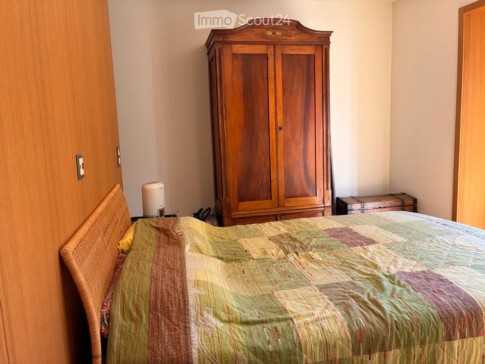 2,5 Zimmer zur Miete in Grono – Foto 3 von 5