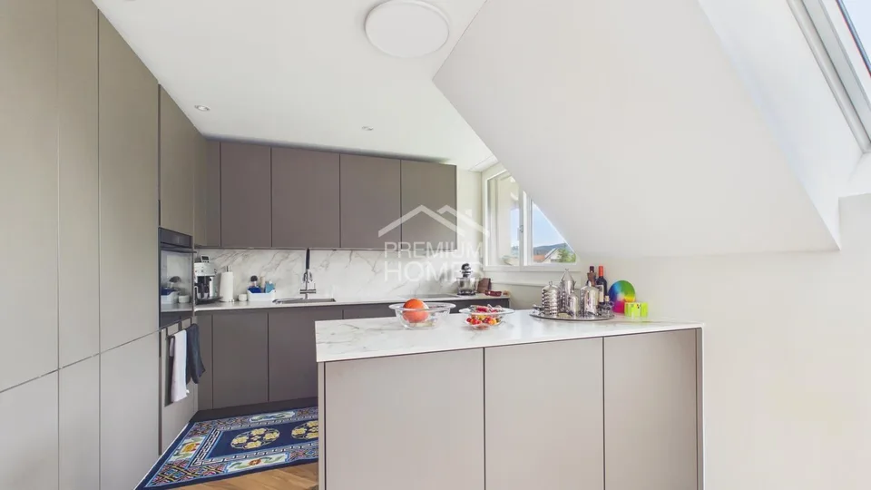 ICI COMMENCE VOTRE MAISON RÊVÉE À RIFFERSWIL – photo 3 sur 13