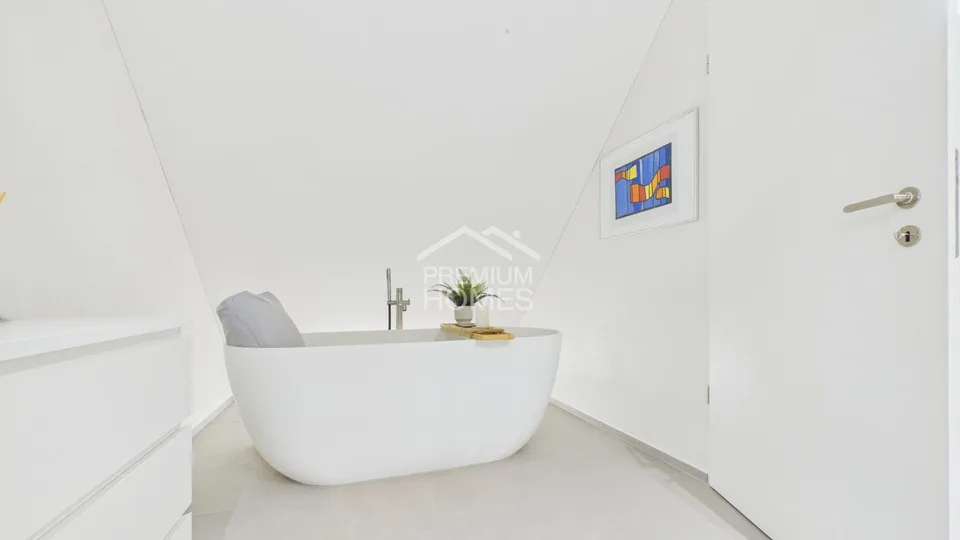 ICI COMMENCE VOTRE MAISON RÊVÉE À RIFFERSWIL – photo 9 sur 13