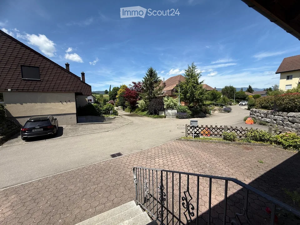 Casa familiare affascinante di 5,5 locali a Schwadernau – disponibile immediatamente! – foto 9 di 30