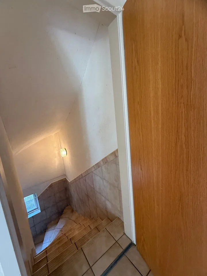 Casa familiare affascinante di 5,5 locali a Schwadernau – disponibile immediatamente! – foto 24 di 30