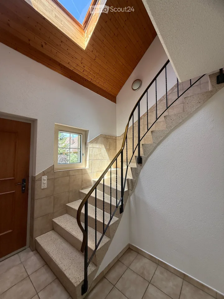 Casa familiare affascinante di 5,5 locali a Schwadernau – disponibile immediatamente! – foto 25 di 30