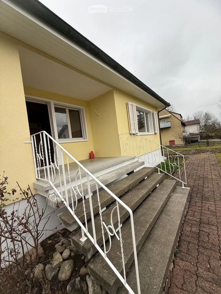 Casa familiare affascinante di 5,5 locali con 948 m2 compreso giardino a Schwadernau - disponibile immediatamente – foto 30 di 30